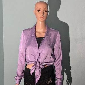 L'agence annie tie front blouse in Lavender NWOT